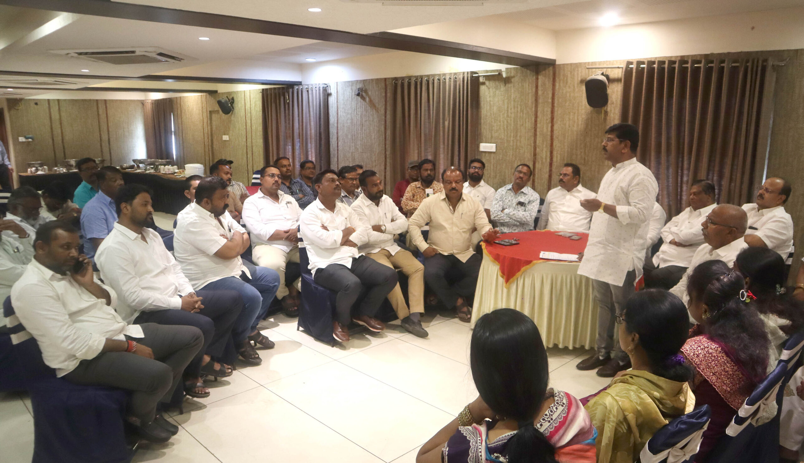 Ahilyanagar politics, शिवसेना, रिपब्लिकन, 